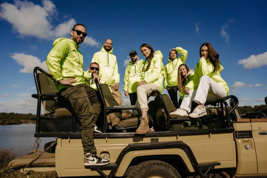 Фирменная экипировка